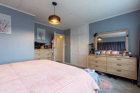 Photo of property in 11 Ries Street, Dannevirke, 4930