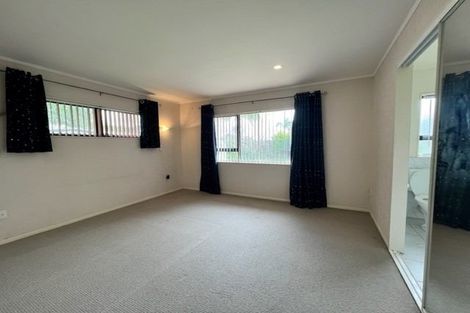 Photo of property in 104 Westerham Drive, Dannemora, Auckland, 2016