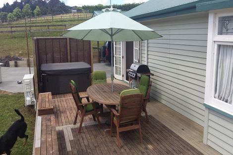 Photo of property in 34 Waikopua Road, Whitford, 2571