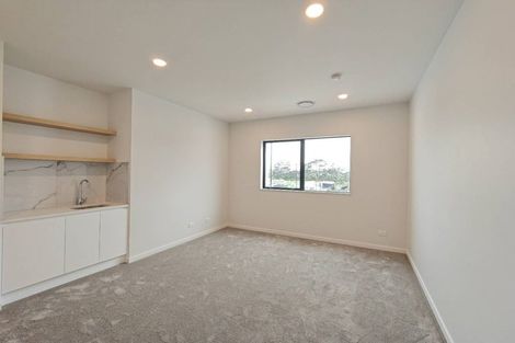 Photo of property in 1 Green Bamboo Road, Hobsonville, Auckland, 0616