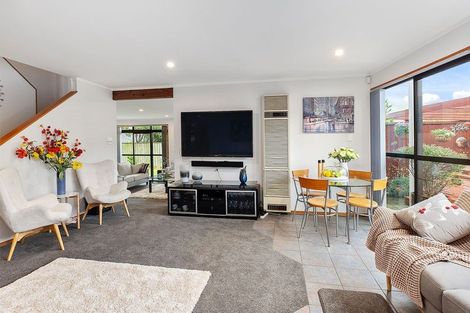 Photo of property in 12 Montrose Grove, Churton Park, Wellington, 6037