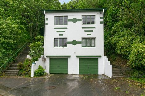Photo of property in 79 Garden Road, Northland, Wellington, 6012