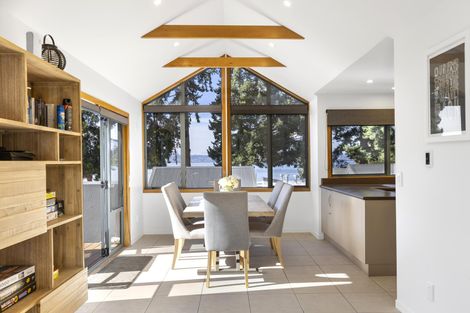 Photo of property in 1/874 Acacia Bay Road, Acacia Bay, Taupo, 3330