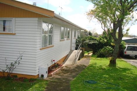 Photo of property in 16 Hamblyn Crescent, Nawton, Hamilton, 3200