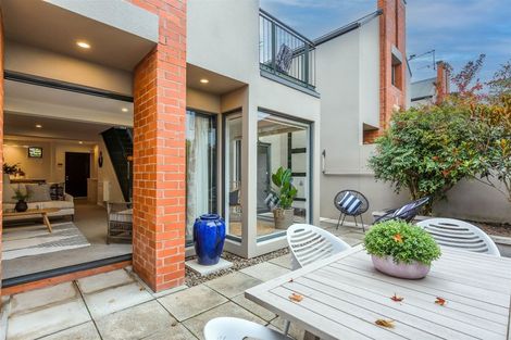 Photo of property in 4/56 Hewitts Road, Merivale, Christchurch, 8014