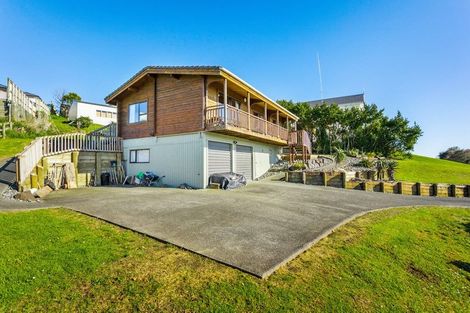 Photo of property in 17e Nelson Street, Helensville, 0800