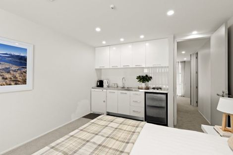 Photo of property in The Beeches Apartments, 4/60 Hallenstein Street, Queenstown, 9300