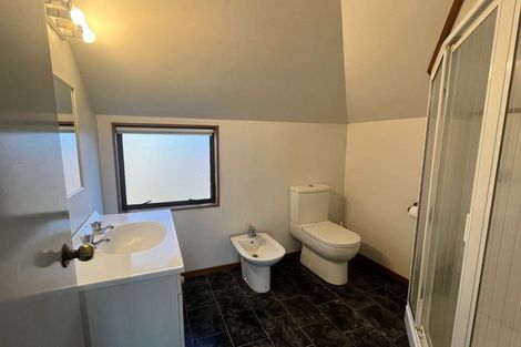 Photo of property in 28 Pohutukawa Avenue, Red Beach, 0932