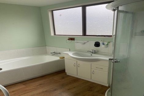 Photo of property in 7 Rhyl Place, Bryndwr, Christchurch, 8053