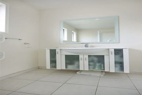 Photo of property in 44 Awatea Road, Hornby, Christchurch, 8042