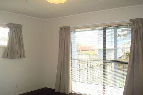 Photo of property in 21 Aberfeldy Avenue, Highland Park, Auckland, 2010