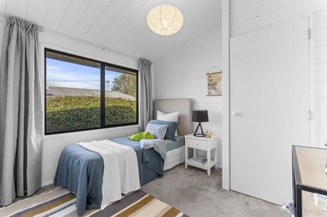 Photo of property in 247 Tukapa Street, Westown, New Plymouth, 4310