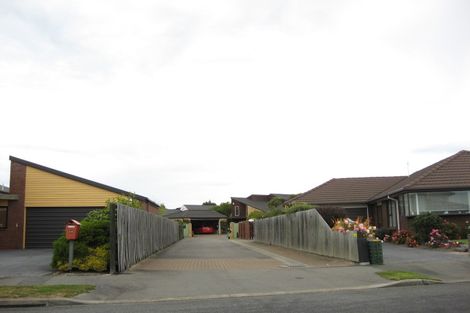 Photo of property in 24a Mervyn Drive, Avondale, Christchurch, 8061