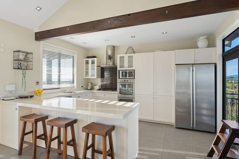 Photo of property in 8 Beachview Grove, Peka Peka, Waikanae, 5391