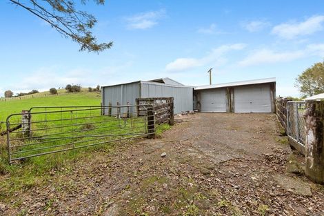 Photo of property in 32 Davis Road, Waiongana, Inglewood, 4389