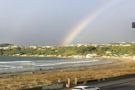 Photo of property in 8a Lyall Parade, Lyall Bay, Wellington, 6022