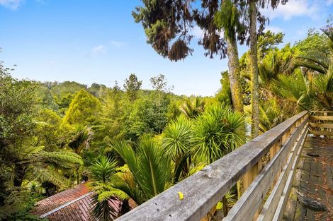 Photo of property in 24 Mahoe Road, Titirangi, Auckland, 0604