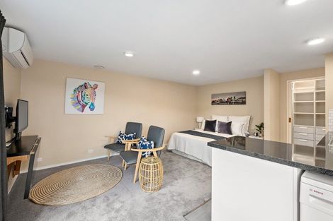 Photo of property in 25 Satara Crescent, Khandallah, Wellington, 6035