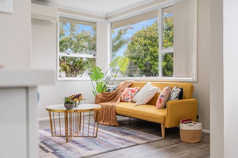 Photo of property in 16 Feasegate Street, Manurewa, Auckland, 2102