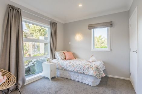 Photo of property in 301 Te Moana Road, Waikanae, 5036