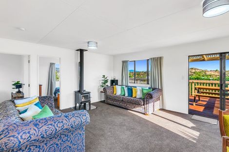 Photo of property in 3 James Street, Waikawa Beach, Manakau, 5573