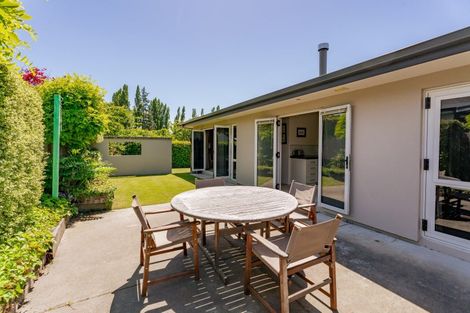 Photo of property in 12 Jessies Crescent, Wanaka, 9305