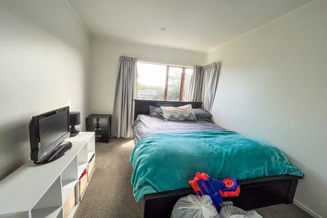 Photo of property in 12 Prince Regent Drive, Half Moon Bay, Auckland, 2012