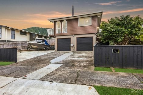 Photo of property in 156 California Drive, Totara Park, Upper Hutt, 5018