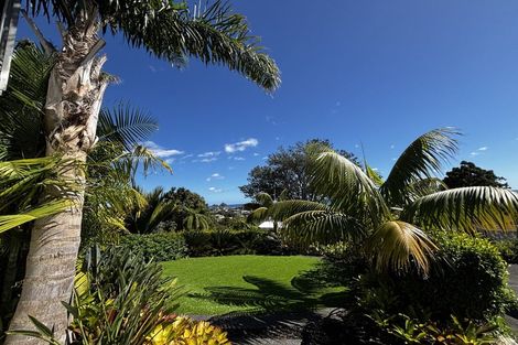 Photo of property in 163 Vivian Street, New Plymouth, 4310
