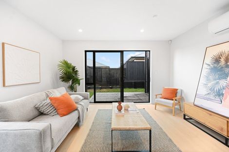 Photo of property in 17 Auburn Green, Peacocke, Hamilton, 3206