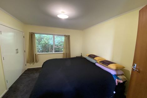 Photo of property in 12 Kinapori Terrace, Newlands, Wellington, 6037