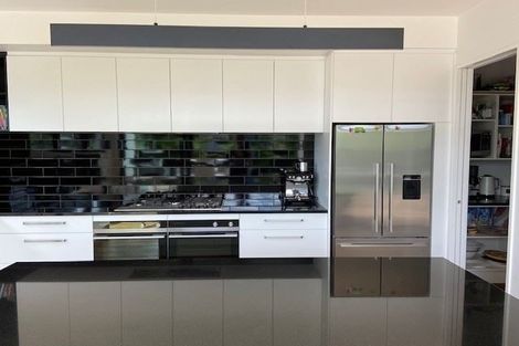 Photo of property in 6 Mersham Drive, Prebbleton, 7604