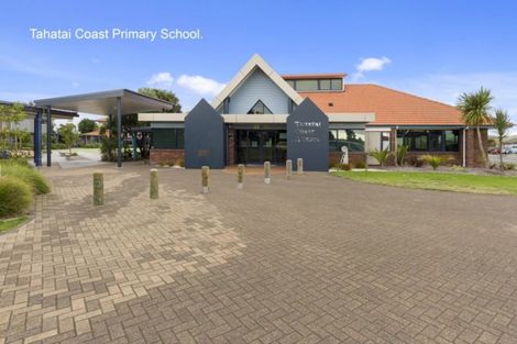 Photo of property in 41b Lyn Grove, Papamoa Beach, Papamoa, 3118