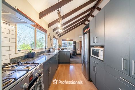 Photo of property in 60 Larchmont Grove, Totara Park, Upper Hutt, 5018