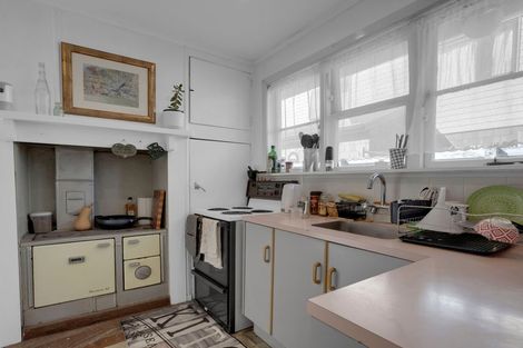 Photo of property in 28 Primrose Street, Frankton, Hamilton, 3204