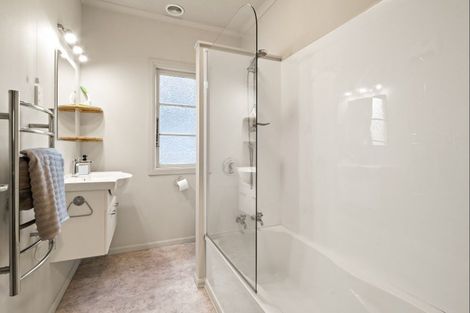 Photo of property in 89 Blanket Bay Road, Sawyers Bay, Port Chalmers, 9023
