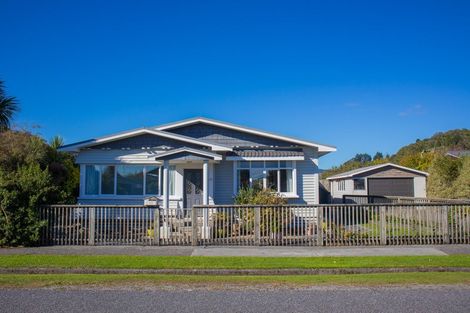 Photo of property in 41 Palmerston Street, Greymouth, 7805