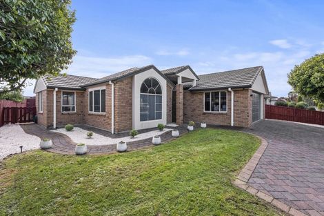 Photo of property in 16 Callum Brae Drive, Rototuna, Hamilton, 3210