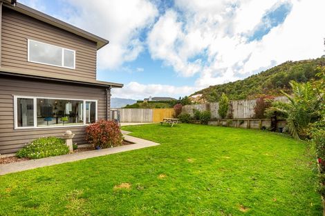 Photo of property in 72 Aotea Drive, Aotea, Porirua, 5024
