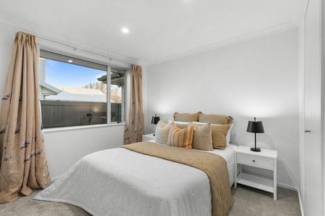 Photo of property in 17 Cunneen Place, Aidanfield, Christchurch, 8025