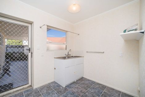 Photo of property in 9 Madison Avenue, Milson, Palmerston North, 4414