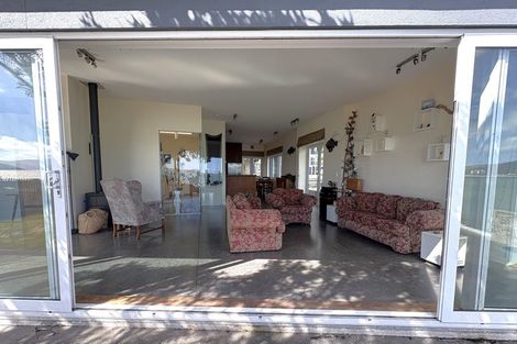 Photo of property in 603b Marine Drive, Days Bay, Lower Hutt, 5013