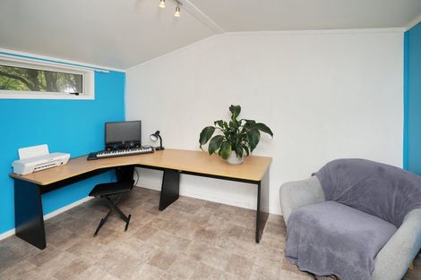 Photo of property in 33 Seymour Street, Hornby, Christchurch, 8042