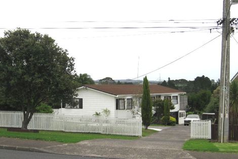 Photo of property in 484 Don Buck Road, Massey, Auckland, 0614