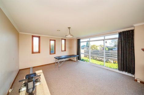 Photo of property in 20 Tawa Street, Hawera, 4610