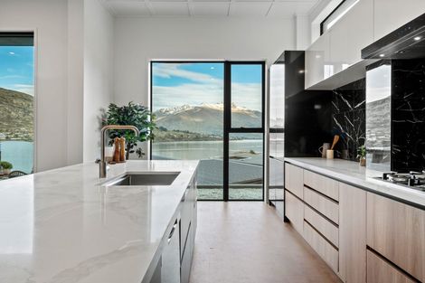 Photo of property in 9 Livingstone Lane, Frankton, Queenstown, 9300
