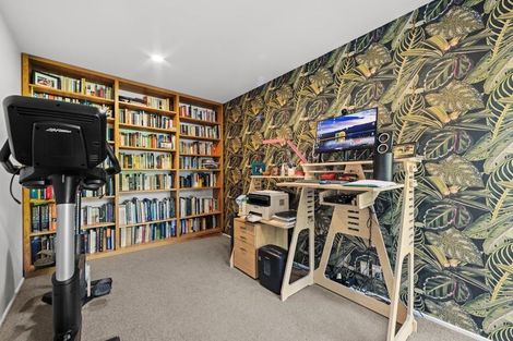 Photo of property in 35b Holly Road, St Albans, Christchurch, 8014