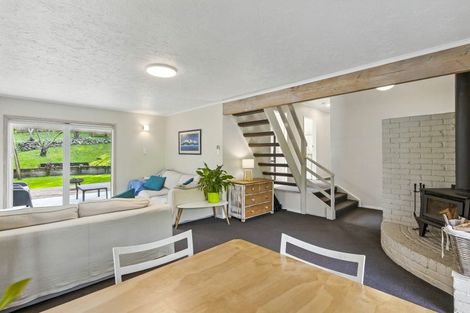 Photo of property in 98 Leinster Avenue, Raumati South, Paraparaumu, 5032