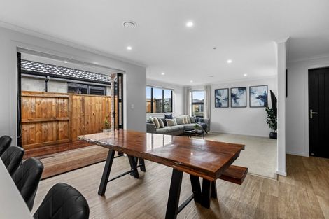 Photo of property in 19 Kuihi Street, Poike, Tauranga, 3112