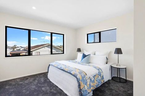 Photo of property in 29b West Harbour Drive, West Harbour, Auckland, 0618